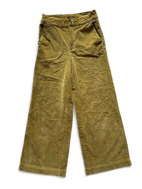 BDG Urban Outfitters size 2 Wide Leg Corduroy Pants in Olive Green